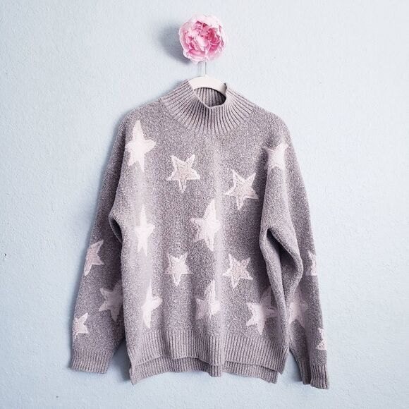 Versona Minimalist Neutral Star Sweater - Picture 1 of 8
